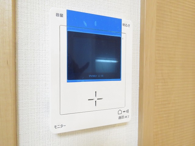 西池袋ローヤルコーポ　TVモニター付きインターホン