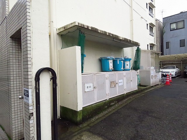 ディアハイム目黒　ゴミ置き場