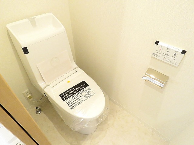 マンション大塚　ウォシュレット付きトイレ