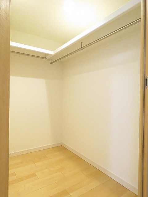藤和南大塚コープ　ウォークインクローゼット