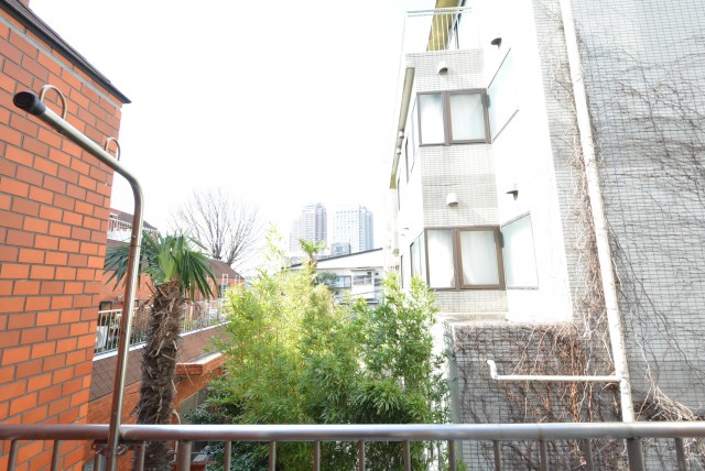 ライオンズマンション広尾第二 バルコニー