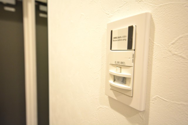 五反田ロイヤルハイツ 玄関