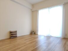 ビラカーサ四谷四丁目 洋室2