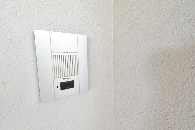 エム・ブランド新宿戸山公園 玄関