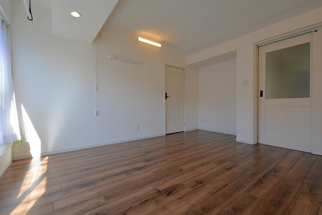 第三宮庭マンション４０５号室 洋室 (12)