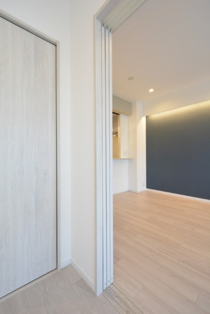 クレストフォルム田町ベイサイドコート 洋室1