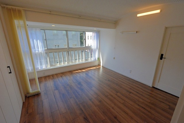 第三宮庭マンション４０５号室 洋室