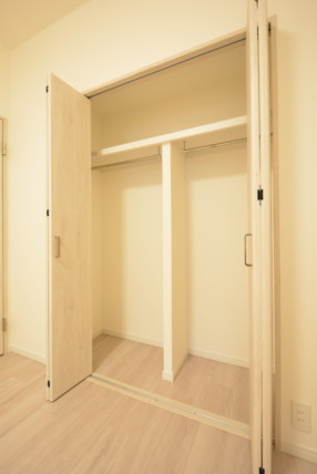 クレストフォルム田町ベイサイドコート 洋室2