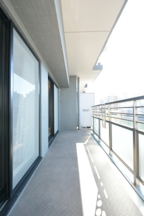 クレストフォルム田町ベイサイドコート バルコニー