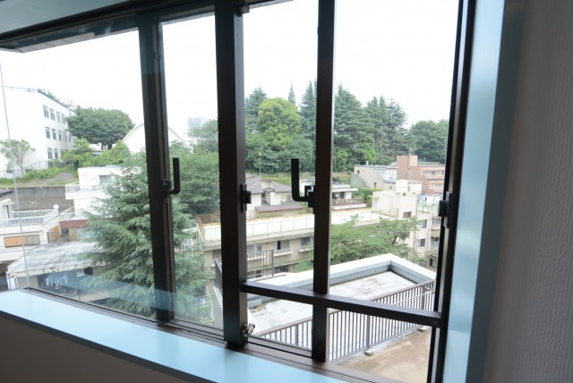 イトーピア音羽 洋室