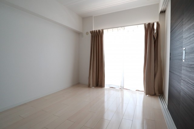 成宗マンション リビングダイニング