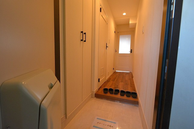 第三宮庭マンション４０５号室 廊下