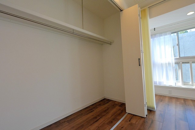 第三宮庭マンション４０５号室 洋室 (17)