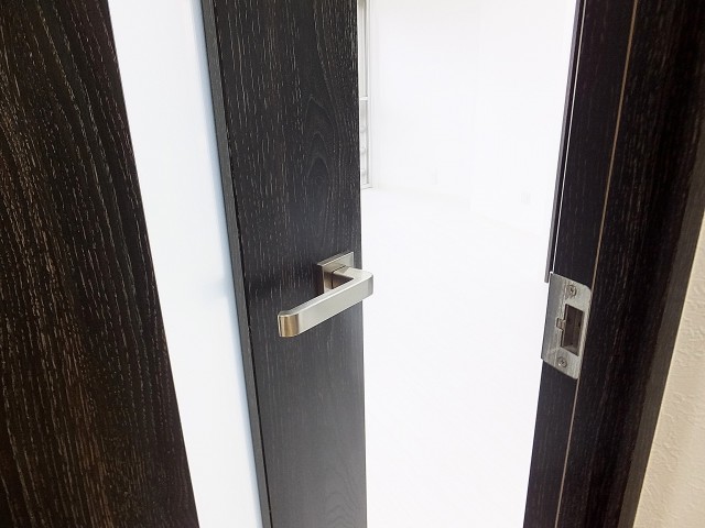 ライオンズマンション駒沢　ＬＤＫドア