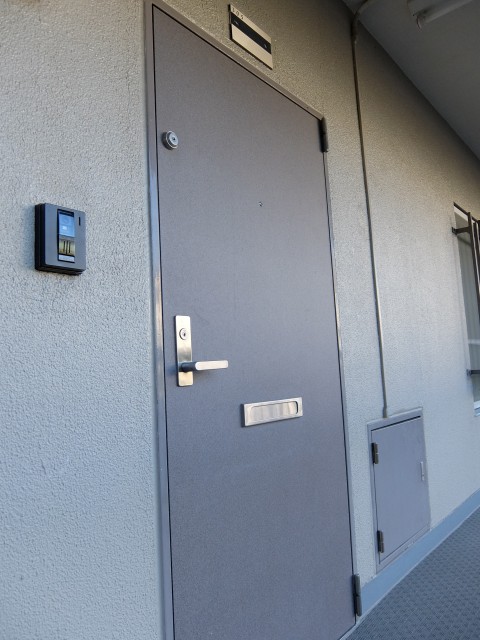 成城マンション　玄関