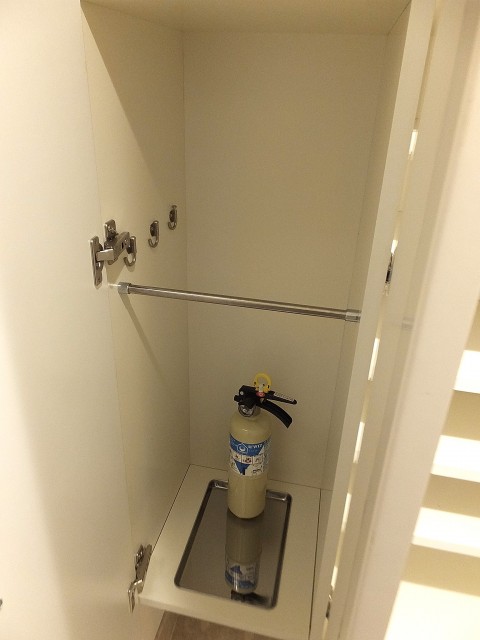 グローリオ明大前　シューズBOX