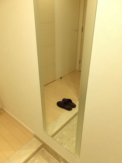 グローリオ明大前　鏡