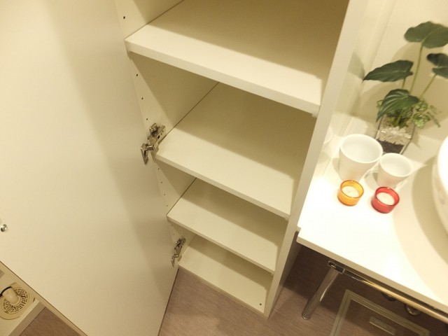 グローリオ明大前　リネン収納