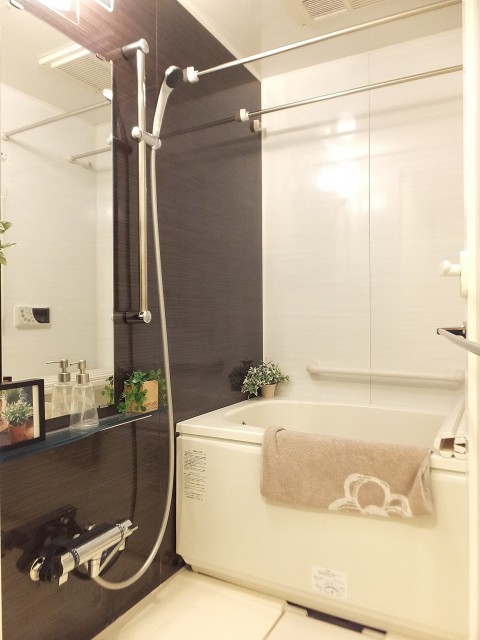 グローリオ明大前　バスルーム