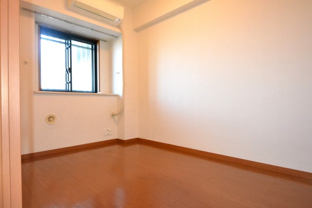 クレストフォルム田町　洋室4.3帖