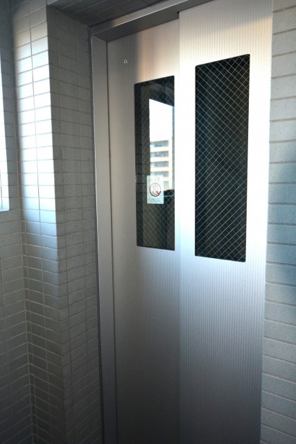 クレストフォルム田町　エレベーター