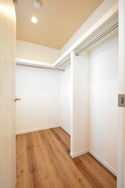 目白が丘マンション　5.5帖洋室WIC