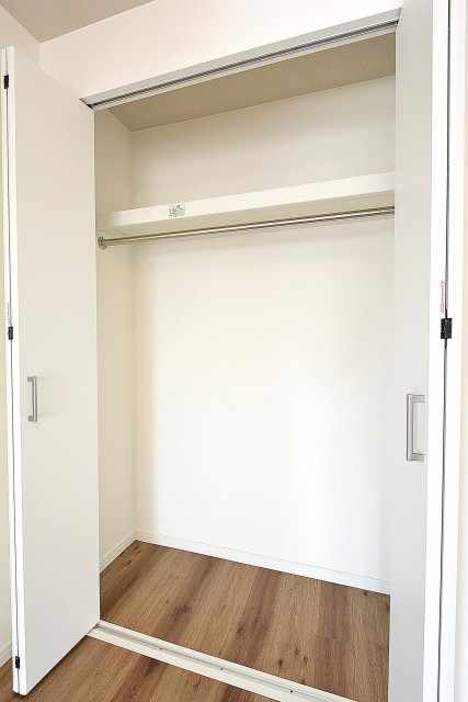 目白が丘マンション　6.1帖洋室クローゼット
