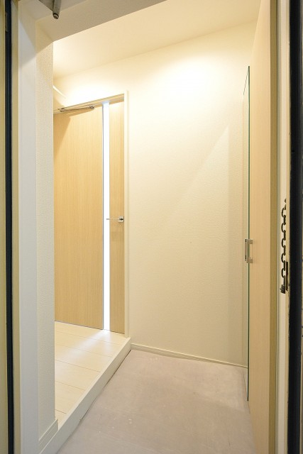 ライオンズマンション南平台　玄関