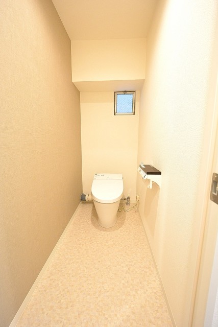 ライオンズマンション南平台　トイレ