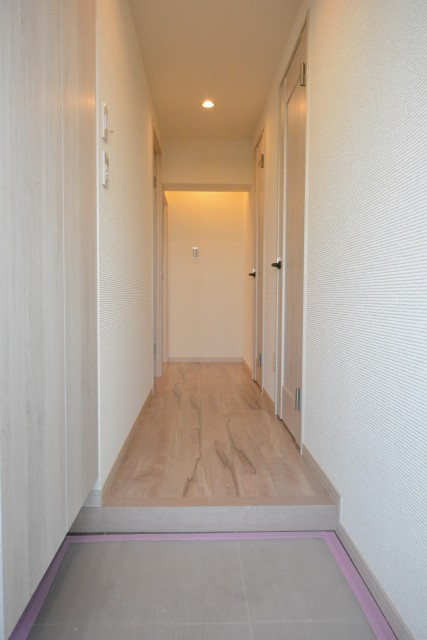 ガーデン堀ノ内住宅　廊下