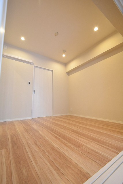 ライオンズマンション駒沢　洋室