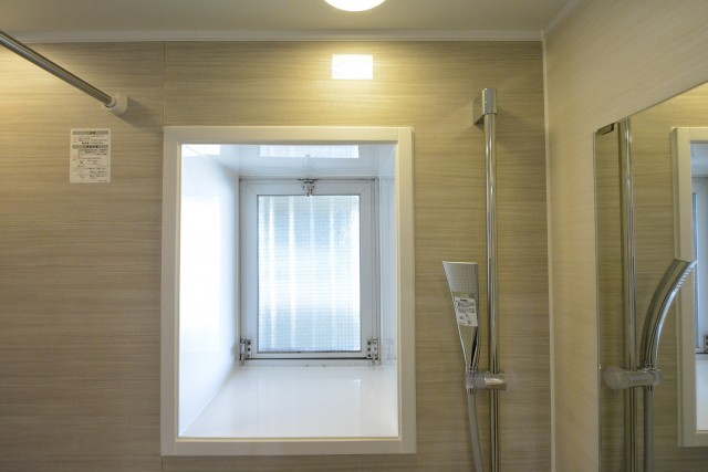 ガーデン堀ノ内住宅　浴室