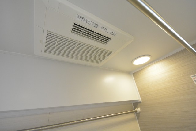 ガーデン堀ノ内住宅　浴室乾燥機