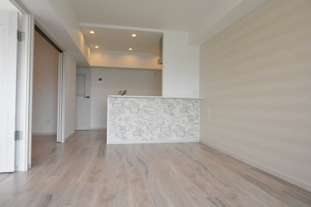 ガーデン堀ノ内住宅　リビングダイニング