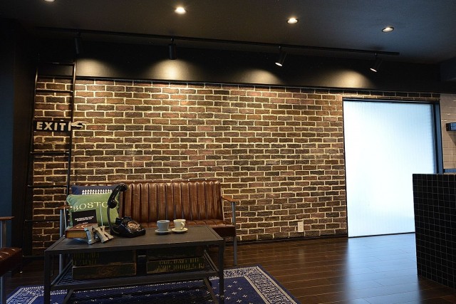 サンライン南青山ハイツ　LDK壁面