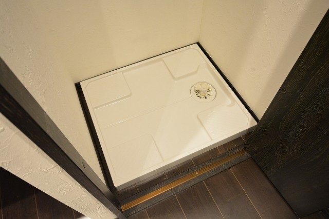 サンライン南青山ハイツ　洗濯機置場