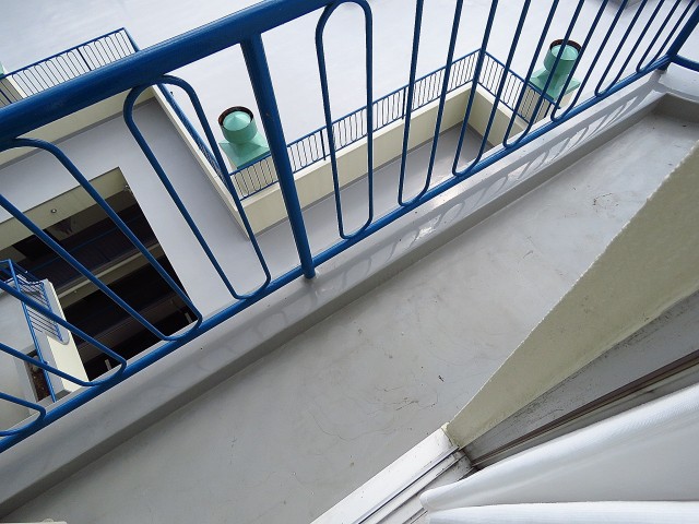 大森山王リハイム　東側バルコニー