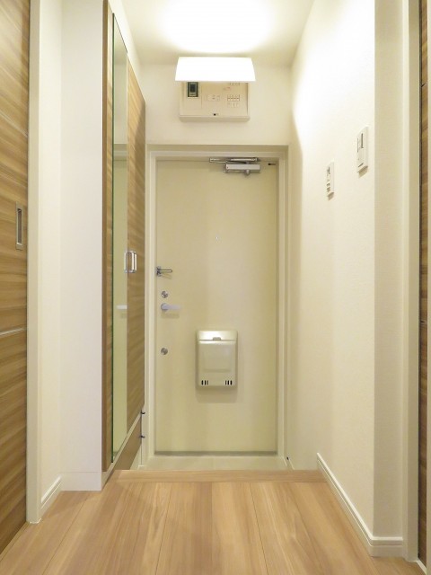 サンビューハイツ哲学堂　玄関ホール