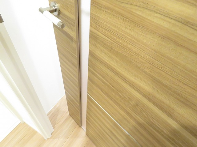 サンビューハイツ哲学堂　DK扉