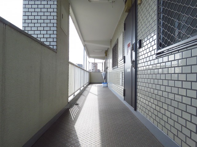 エンゼルハイム大井　共用廊下