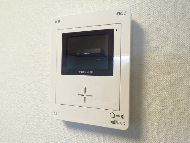 インペリアル赤坂壱番館　TVモニター付きインターホン