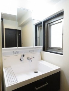 祐天寺ニュースカイマンション　洗面化粧台