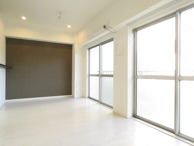 祐天寺ニュースカイマンション　LDK約13.5帖