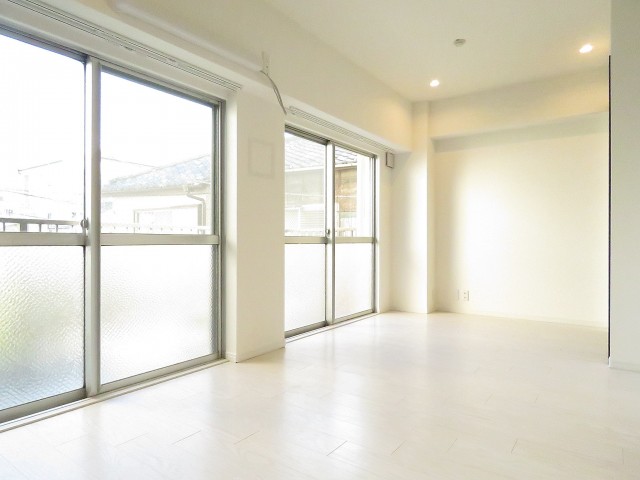 祐天寺ニュースカイマンション　LDK約13.5帖