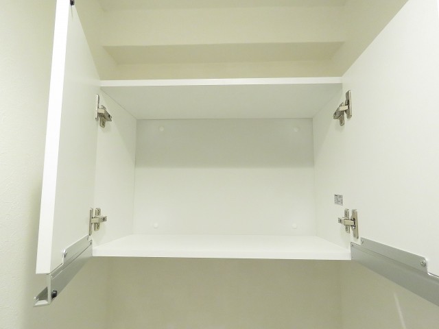 藤和三軒茶屋コープ　トイレ収納