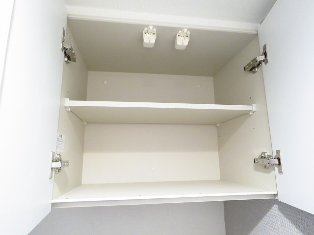 シャンボール第二都立大　トイレ収納