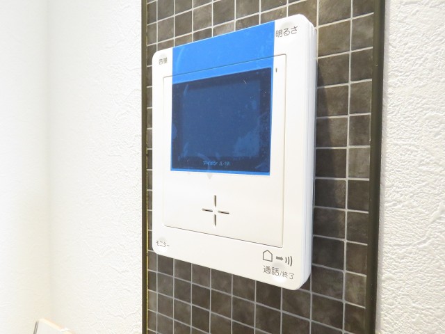 藤和三軒茶屋コープ　TVモニター付きインターホン