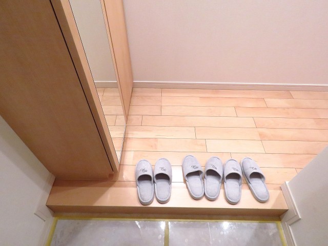 日商岩井碑文谷マンション　廊下