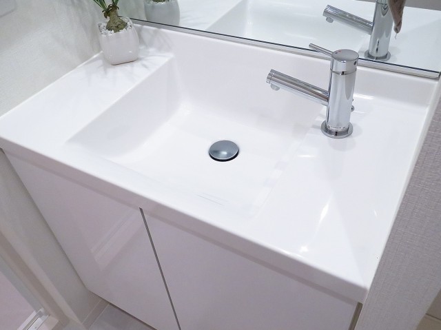 日商岩井碑文谷マンション　洗面ボウル