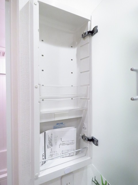 日商岩井碑文谷マンション　キャビネット